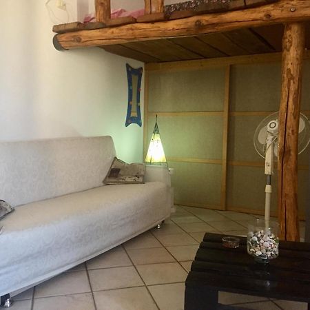 Delizioso Appartamento Vicino Al Centro Piombino Exterior foto