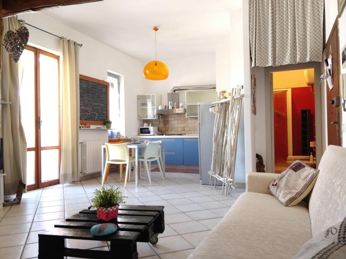 Delizioso Appartamento Vicino Al Centro Piombino Exterior foto