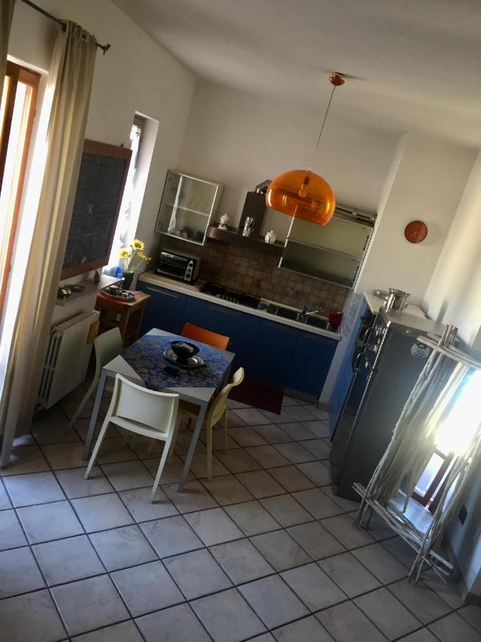 Delizioso Appartamento Vicino Al Centro Piombino Exterior foto